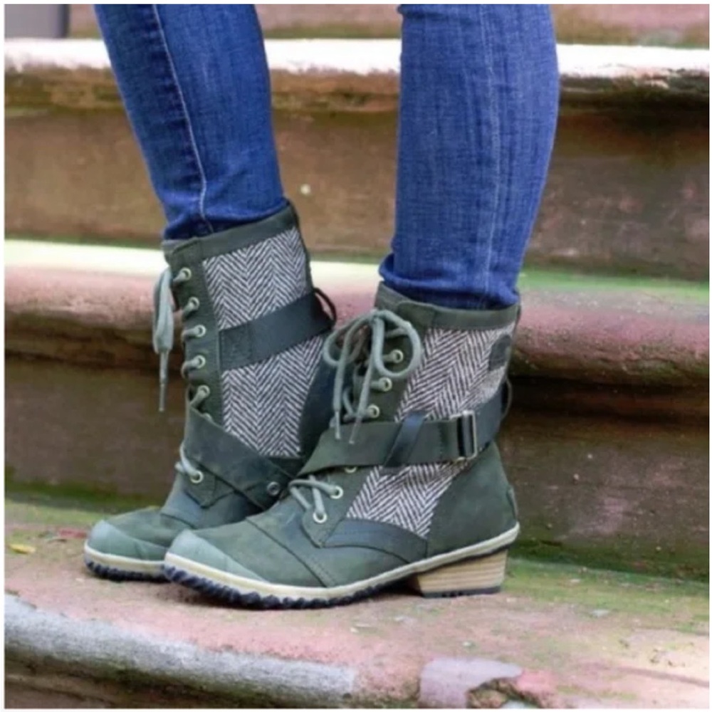🆕 Sorel Slimboot Lace Nori Green Herringbone and Nubuck Lace Up Boots, 7.5